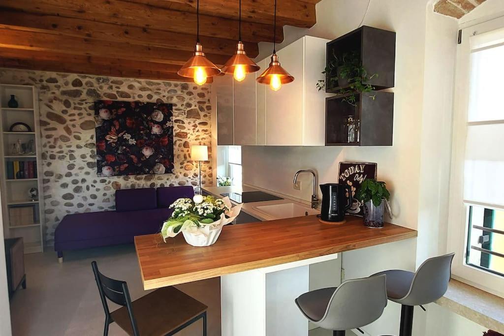 Sui Tetti Di Valeggio - Holiday Apartment Valeggio sul Mincio Bagian luar foto