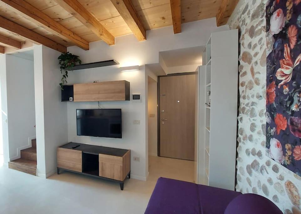Sui Tetti Di Valeggio - Holiday Apartment Valeggio sul Mincio Bagian luar foto