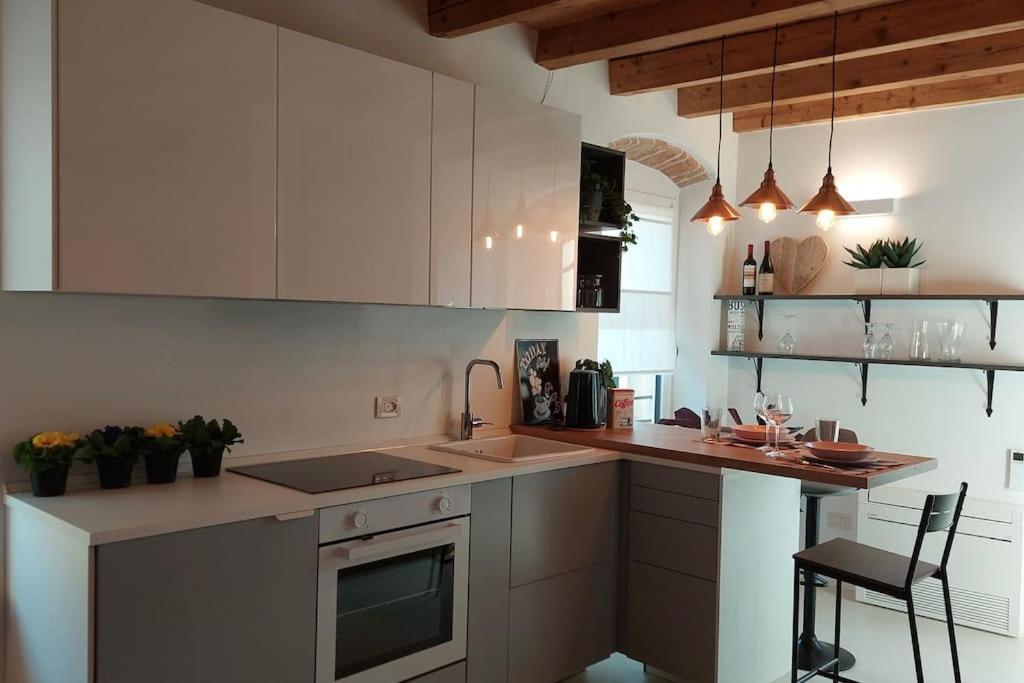 Sui Tetti Di Valeggio - Holiday Apartment Valeggio sul Mincio Bagian luar foto